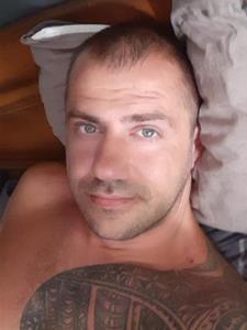 Zoli 39 éves férfi, Fejér megye