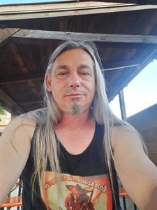Zoli 54 éves férfi, Komárom-Esztergom megye