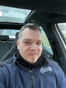 Zoli 39 éves férfi, Komárom-Esztergom megye