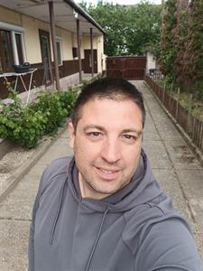 Zoli 38 éves férfi, Tolna megye