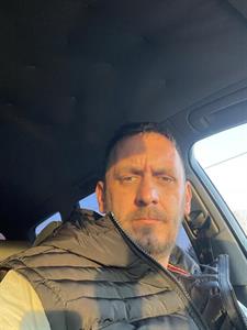 Zoli85 40 éves férfi, Pest megye