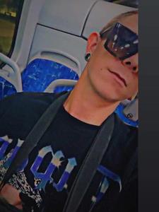 ZoliBigDick 25 éves férfi, Baranya megye