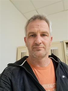 Zolika 45 éves férfi, Budapest