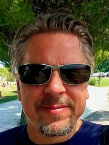 Zoller 50 éves férfi, Komárom-Esztergom megye