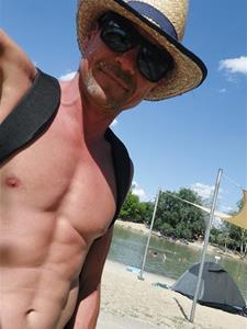 Zotya 43 éves férfi, Csongrád megye