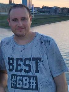 Zotyka87 39 éves férfi, Baranya megye