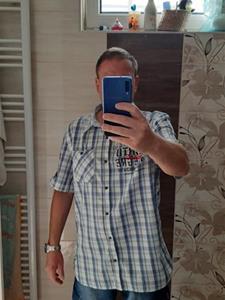zozo 48 éves férfi, Győr-Moson-Sopron megye