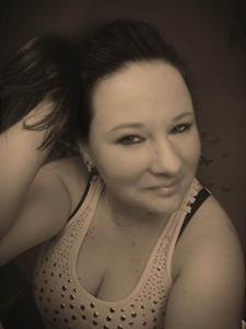 Zsanika 35 éves nő, Budapest