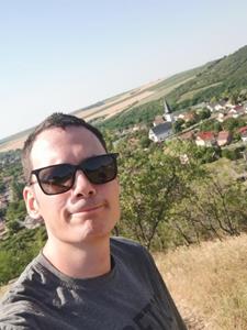 Zsola 29 éves férfi, Jász-Nagykun-Szolnok megye