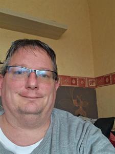 Zsolesz 45 éves férfi, Fejér megye