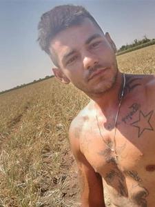 Zsolt 28 éves férfi, Békés megye