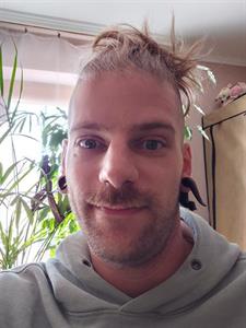 Zsozs 33 éves férfi, Budapest