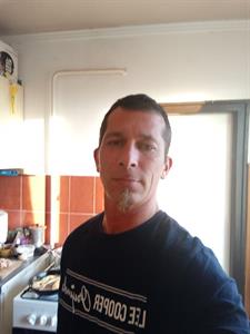 Zsozsó13 43 éves férfi, Zala megye